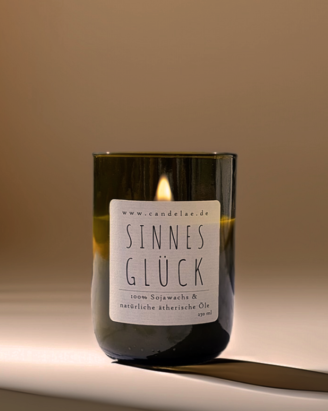 Sinnesglück Scented Candle – Soy Wax & Essential Oils in Wine Glass (250 ml)