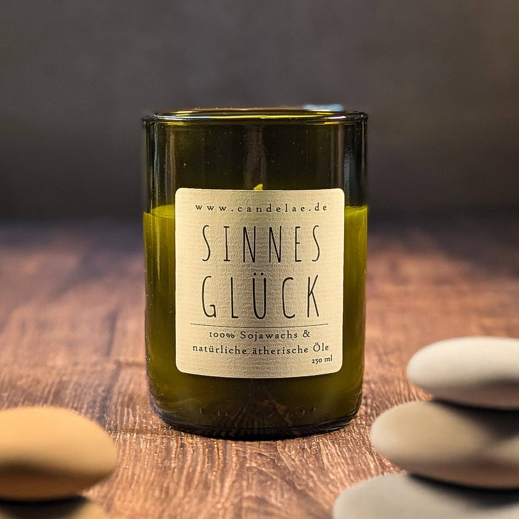 Sinnesglück Scented Candle – Soy Wax & Essential Oils in Wine Glass (250 ml)