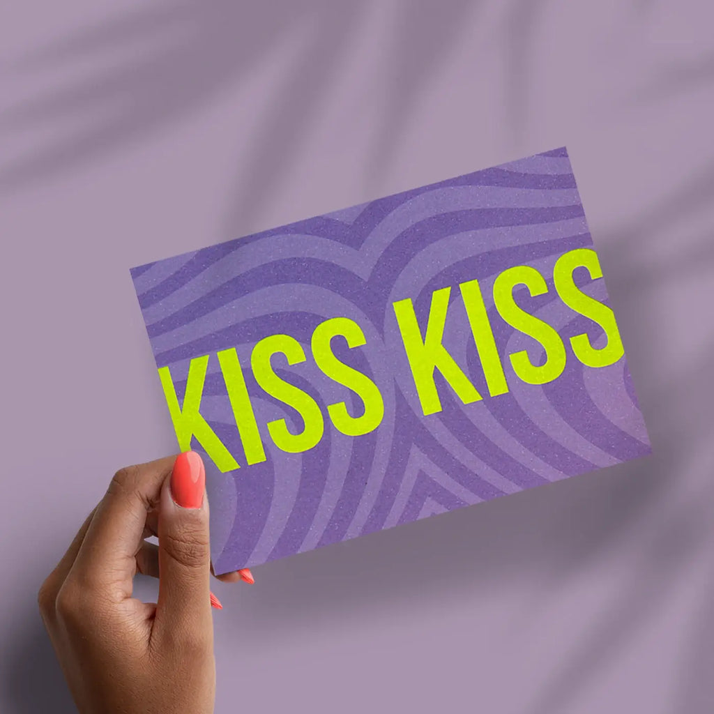 Postcard│KISS KISS│